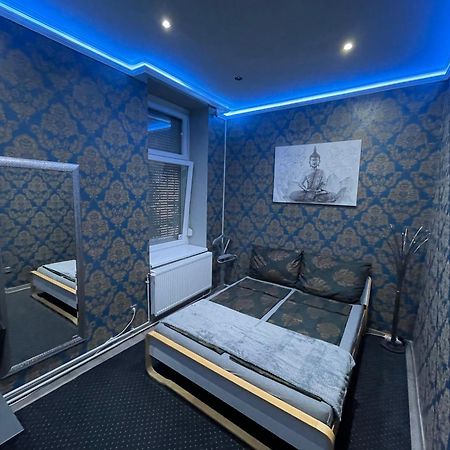 Hostel Rooms Дебрецен Екстер'єр фото