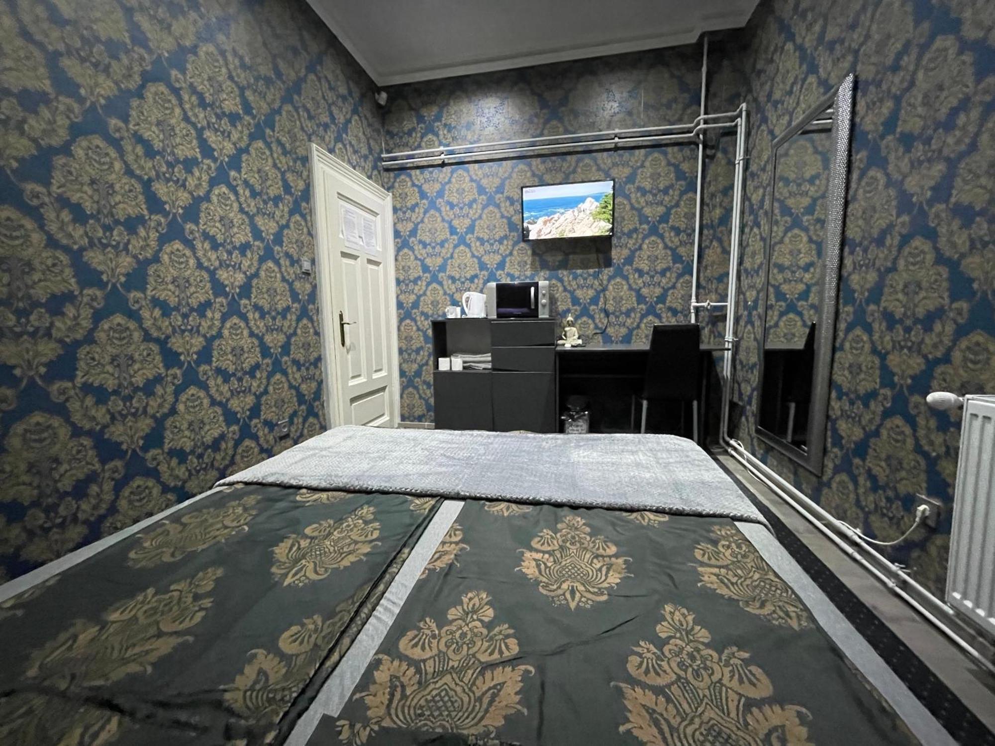 Hostel Rooms Дебрецен Екстер'єр фото